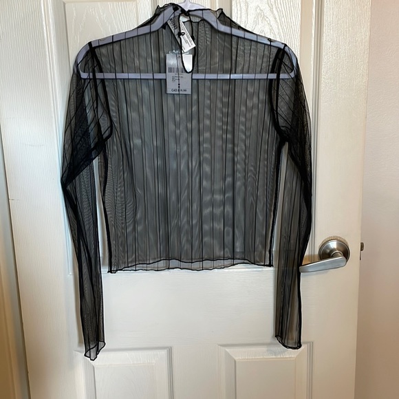 Mesh , See through long sleeve , high neck - Picture 1 of 2